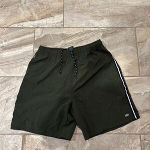 Men's Green Shorts - Medium